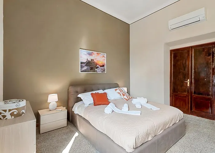 Casa Dei Mille La Spezia